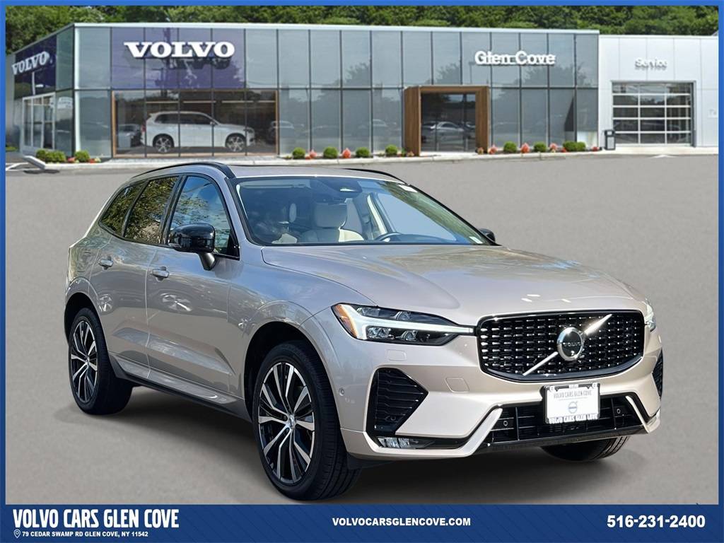 2025 Volvo XC60 B5 Plus Dark Theme