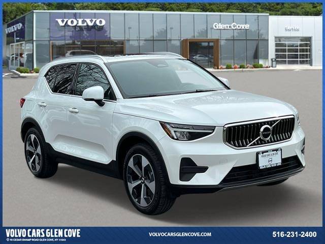 2025 Volvo XC40 Core — SUV — 4,615 mi — Glen Cove, NY