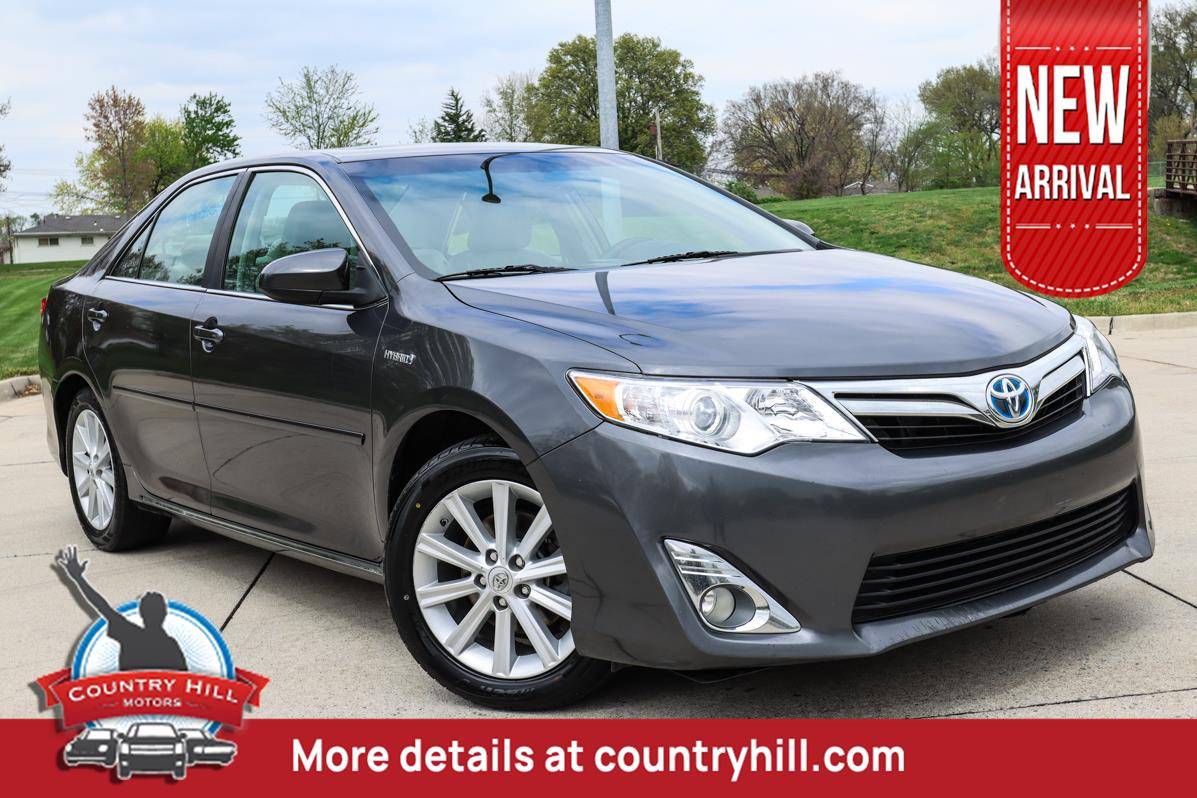 2012 Toyota Camry Hybrid XLE — Sedan — 200,762 mi — Merriam, KS