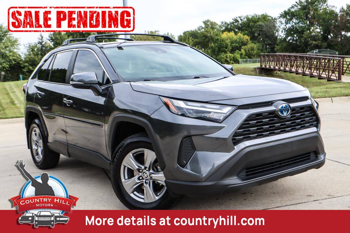 2023 Toyota RAV4 Hybrid XLE — SUV — 110,871 mi — Merriam, KS