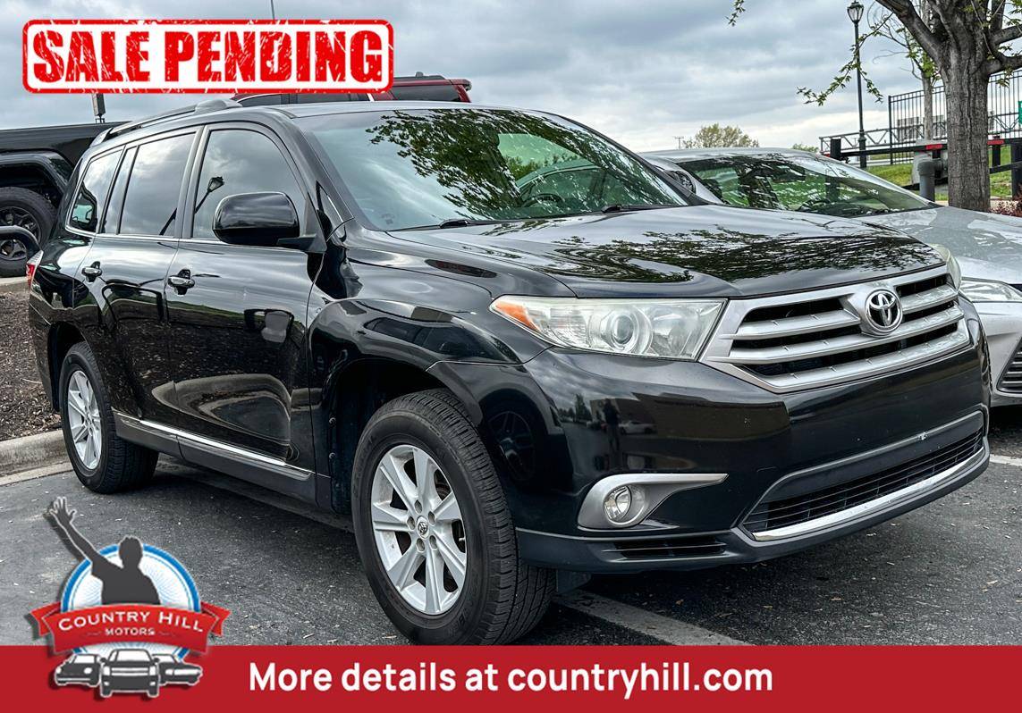 2013 Toyota Highlander SE V6 — SUV — 124,319 mi — Merriam, KS