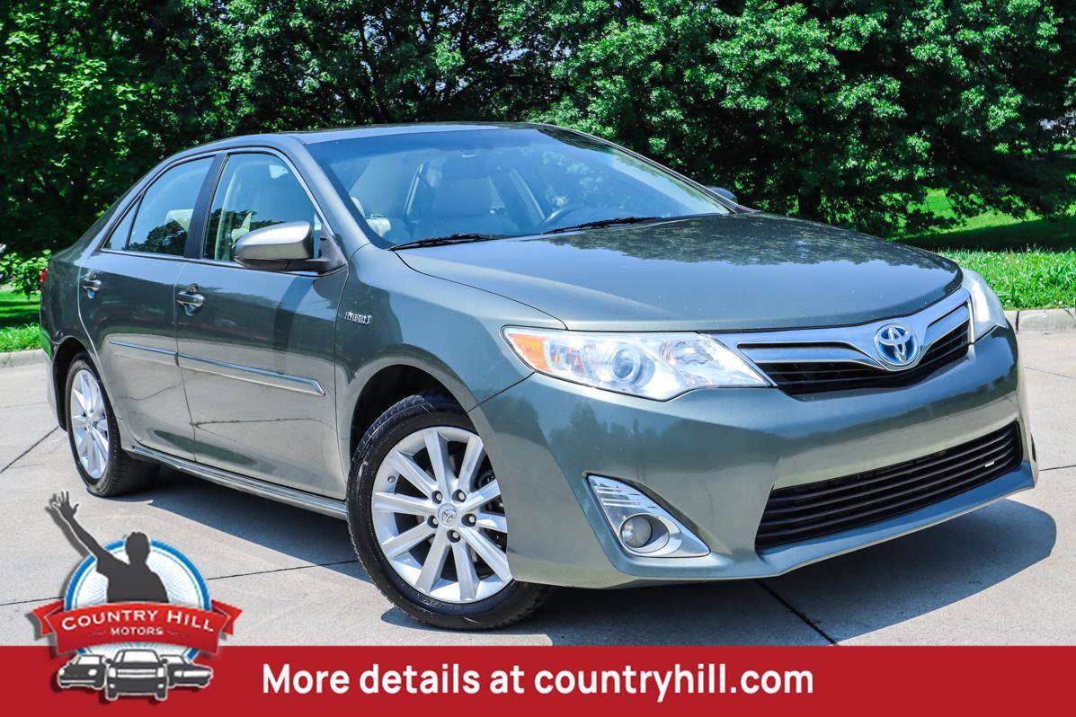 2014 Toyota Camry Hybrid XLE — Sedan — 204,859 mi — Merriam, KS