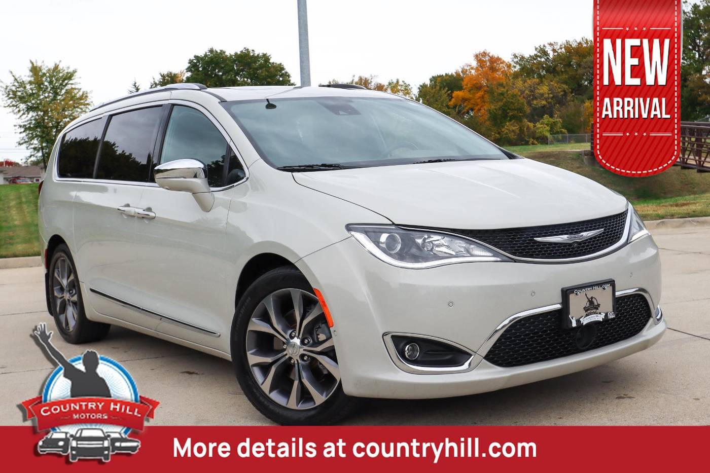 2017 Chrysler Pacifica Limited — Minivan — 154,160 mi — Merriam, KS