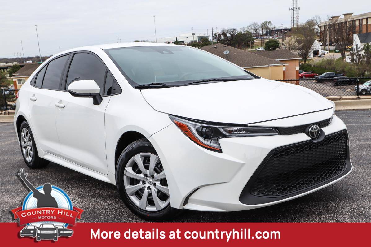 2020 Toyota Corolla LE — Sedan — 120,686 mi — Merriam, KS