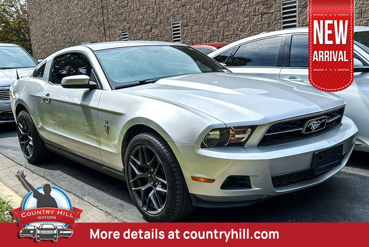 2010 Ford Mustang V6 — Coupe — 61,858 mi — Merriam, KS