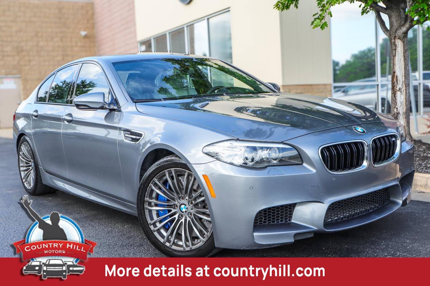 2015 BMW M5 Standard