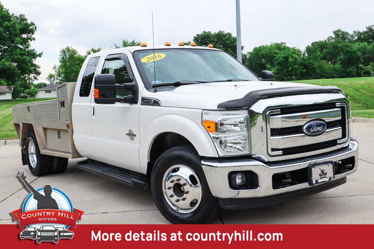 2016 Ford Super Duty F-350 Chassis Cab Lariat — Chassis Cab Truck — 88,966 mi — Merriam, KS