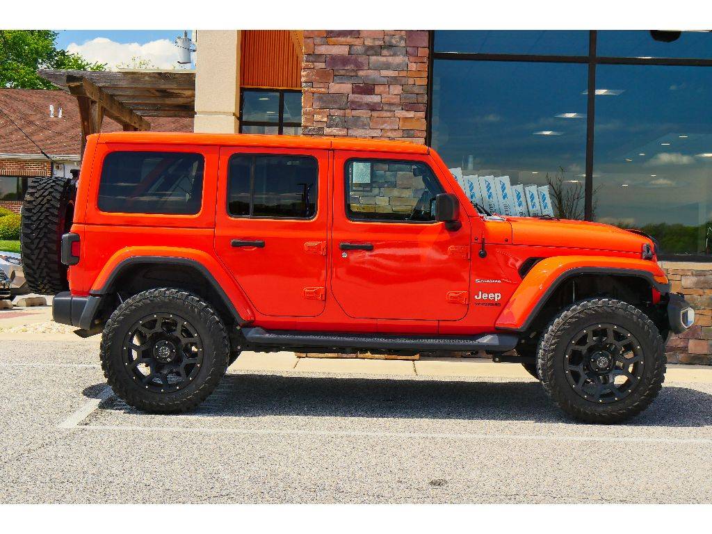2020 Jeep Wrangler Sahara High Altitude