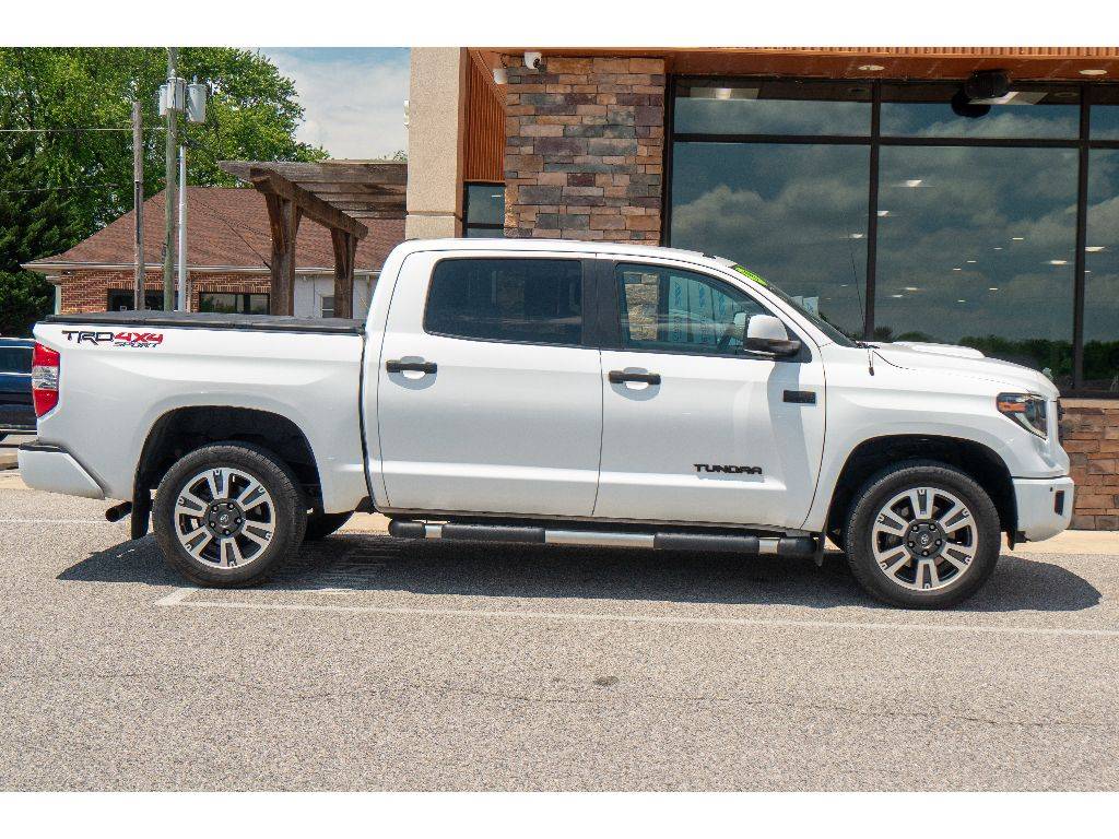 2019 Toyota Tundra SR5