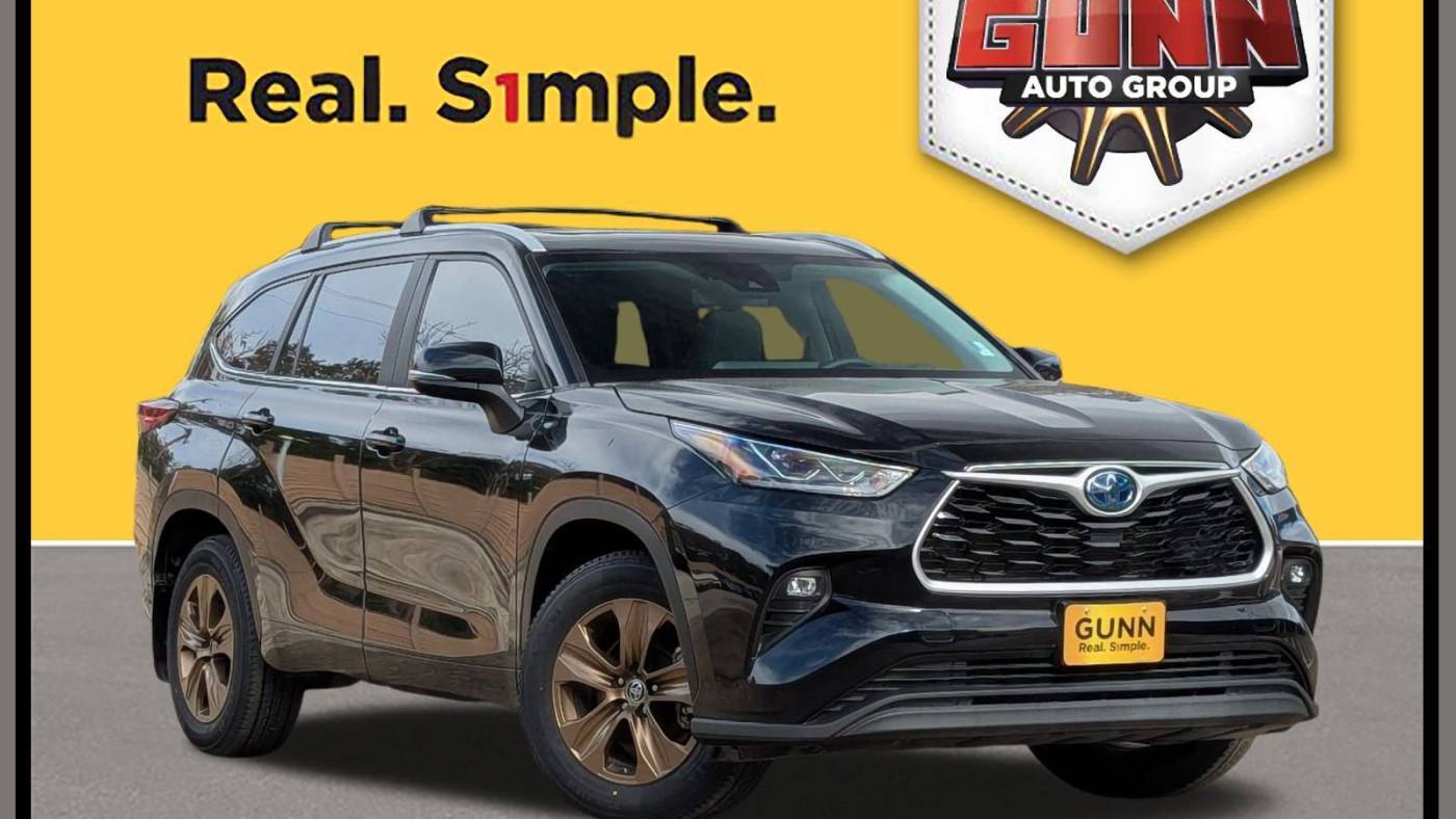 2023 Toyota Highlander Hybrid Bronze Edition — SUV — 34,402 mi — San Antonio, TX