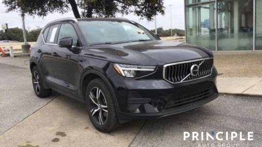 2025 Volvo XC40 Core — SUV — 16,718 mi — San Antonio, TX