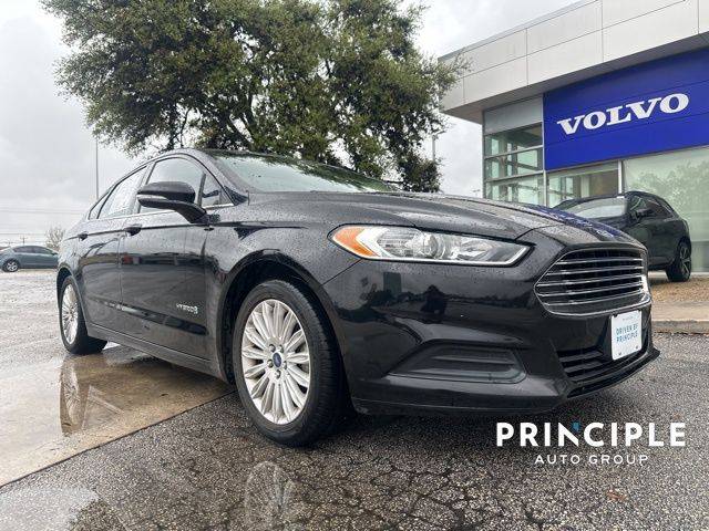 2016 Ford Fusion Hybrid SE — Sedan — 69,746 mi — San Antonio, TX