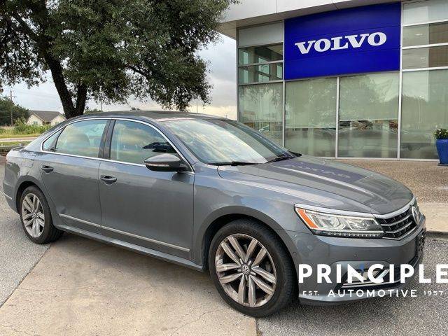 2017 Volkswagen Passat 1.8T SEL Premium