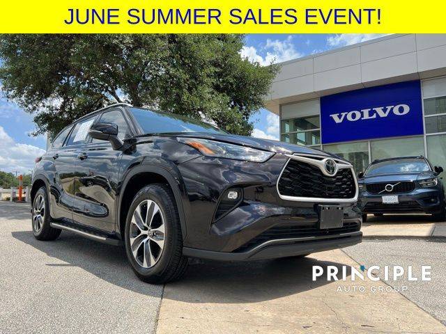 2022 Toyota Highlander XLE — SUV — 12,717 mi — San Antonio, TX