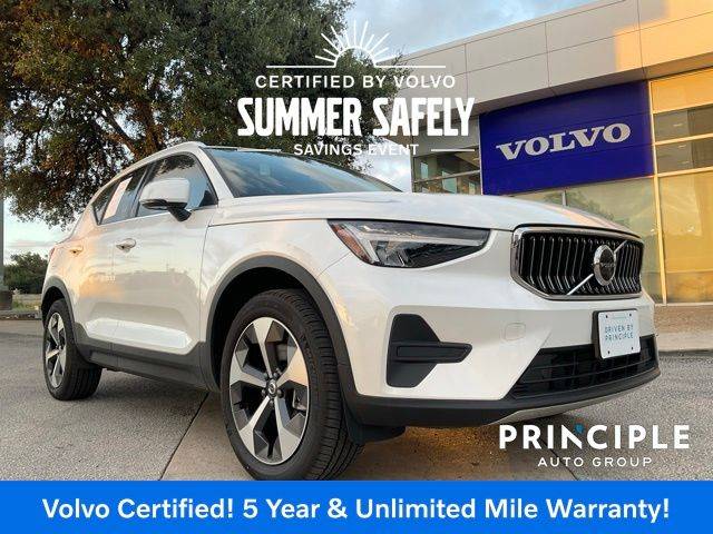 2025 Volvo XC40 Core — SUV — 240 mi — San Antonio, TX