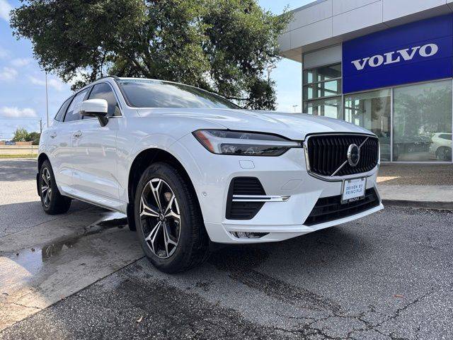 2022 Volvo XC60 Momentum — SUV — 30,248 mi — San Antonio, TX