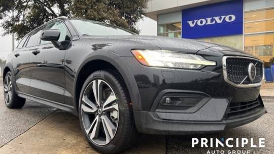 2024 Volvo V60 Cross Country Plus — Wagon — 4,262 mi — San Antonio, TX