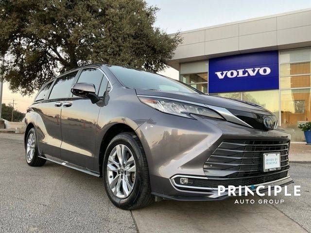 2022 Toyota Sienna Limited — Minivan — 74,500 mi — San Antonio, TX