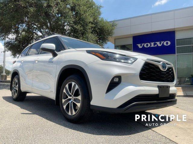 2020 Toyota Highlander Hybrid XLE — SUV — 70,085 mi — San Antonio, TX