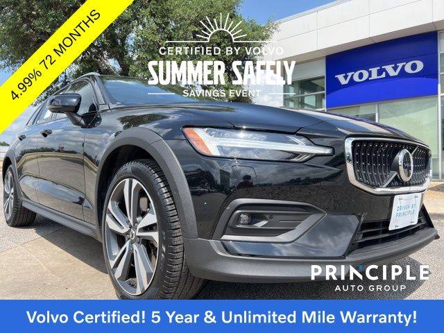 2023 Volvo V60 Cross Country Plus — Wagon — 23,348 mi — San Antonio, TX