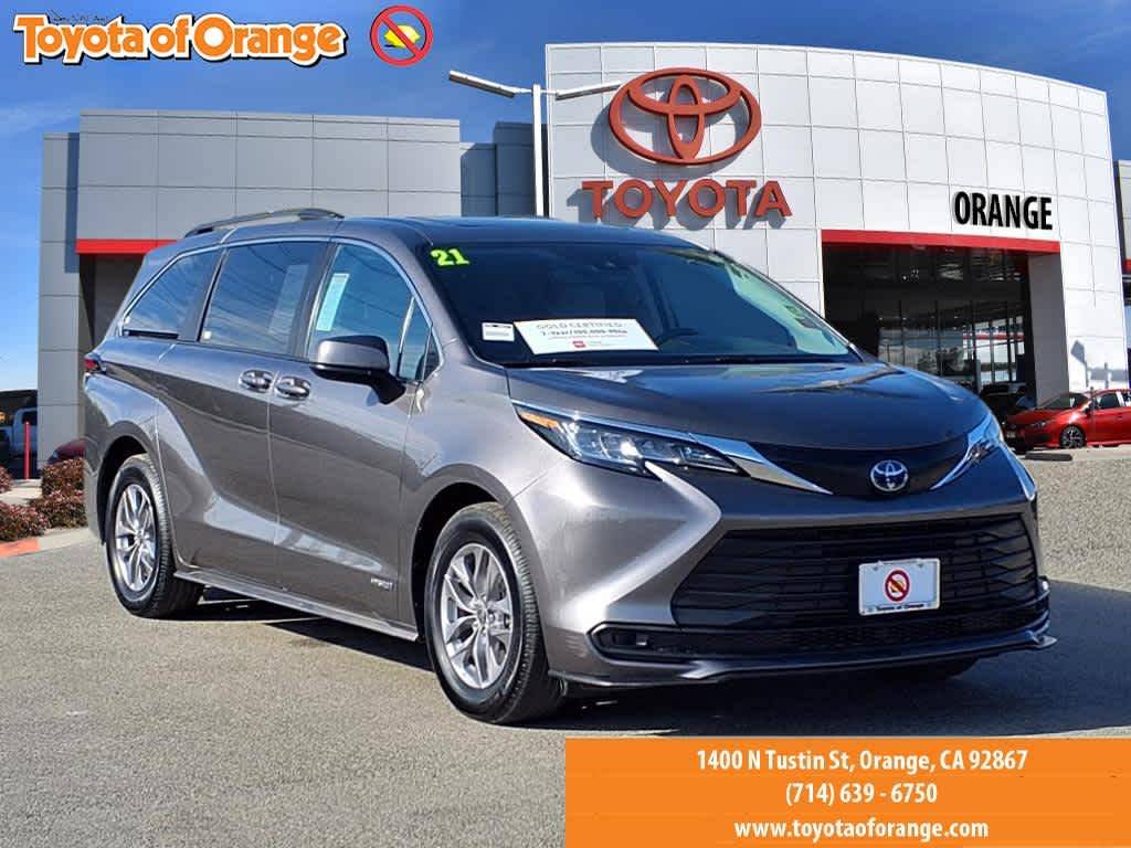 2021 Toyota Sienna LE — Minivan — 49,605 mi — ORANGE, CA
