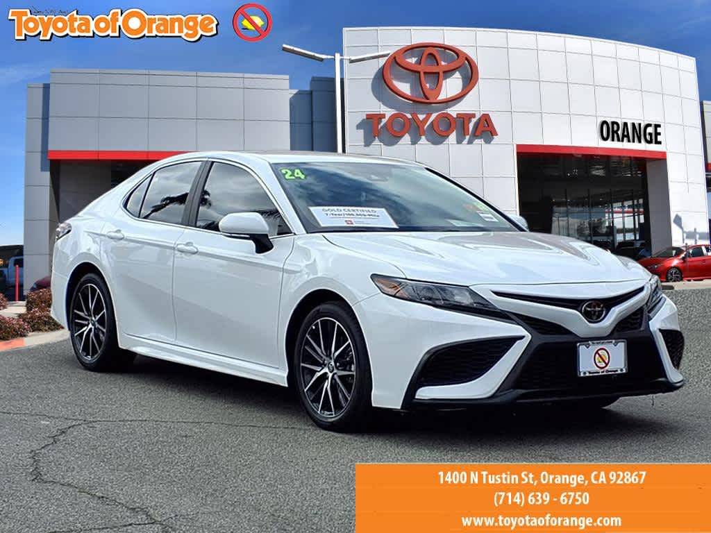 2024 Toyota Camry SE — Sedan — 10,990 mi — ORANGE, CA