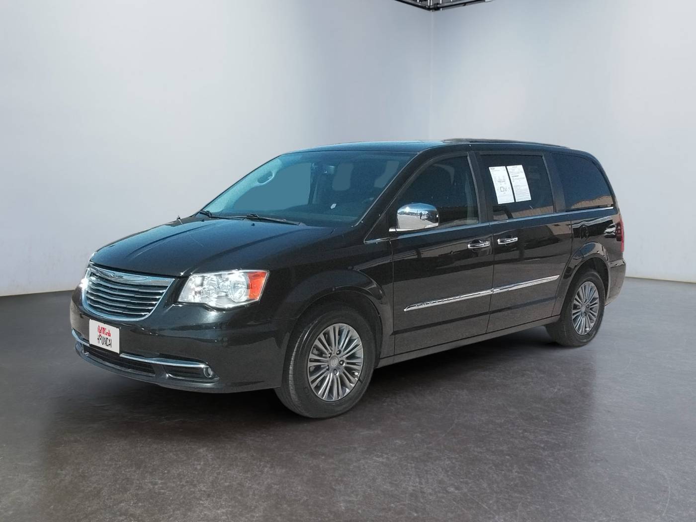 2016 Chrysler Town & Country Touring-L Anniversary Edition — Minivan — 104,458 mi — San Antonio, TX