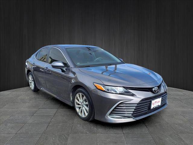 2022 Toyota Camry LE — Sedan — 30,564 mi — San Antonio, TX
