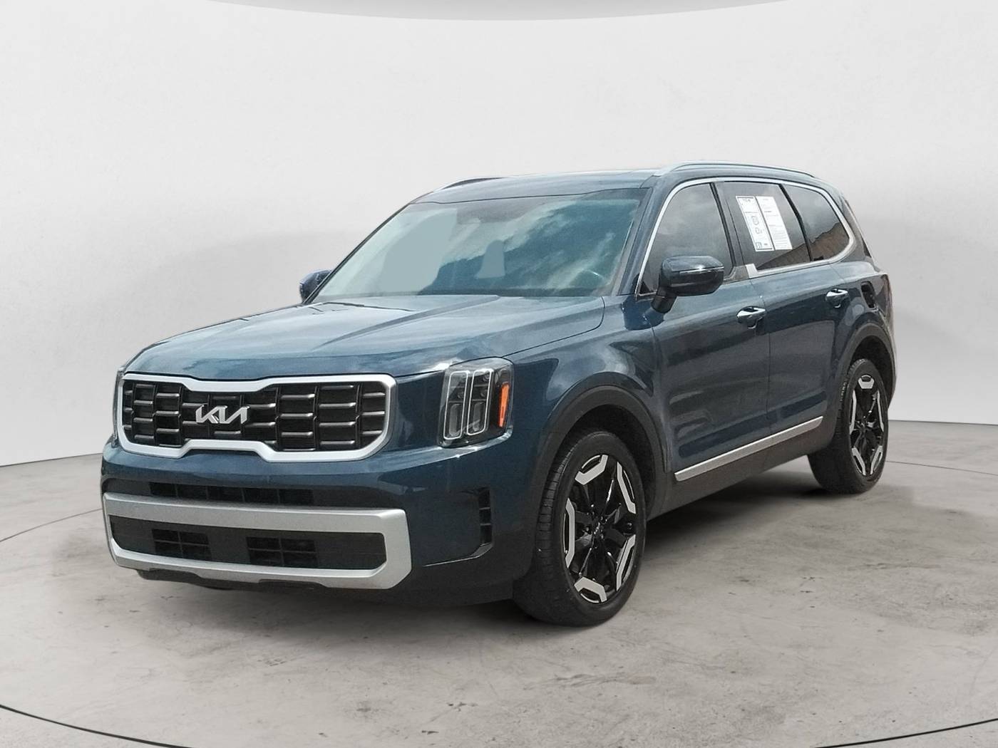 2023 Kia Telluride S — SUV — 60,777 mi — San Antonio, TX