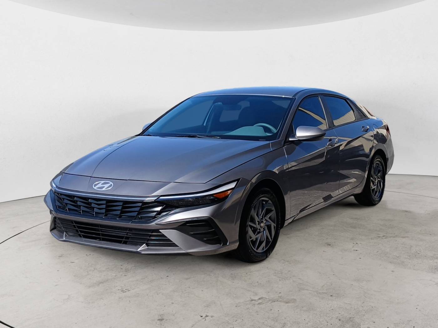 2024 Hyundai Elantra SEL — Sedan — 5,772 mi — San Antonio, TX