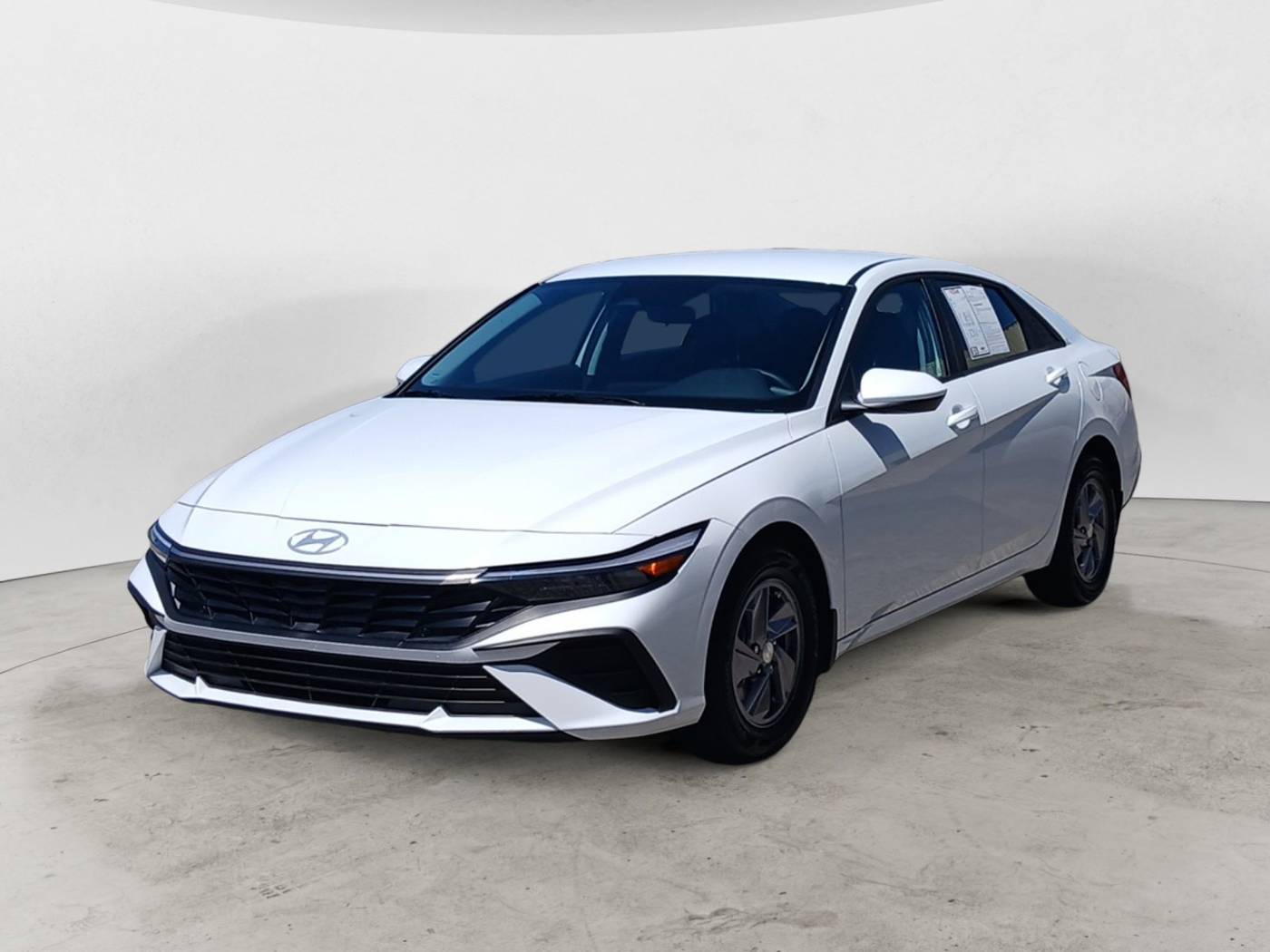2025 Hyundai Elantra SE — Sedan — 1,513 mi — San Antonio, TX