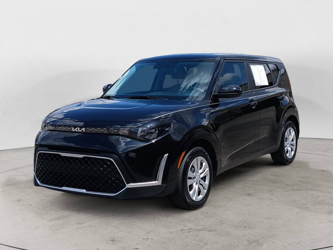 2025 Kia Soul LX — Hatchback — 19,579 mi — San Antonio, TX