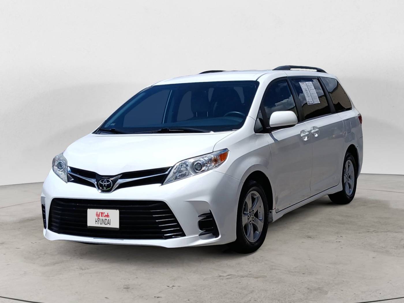 2020 Toyota Sienna LE Auto Access Seat — Minivan — 29,685 mi — San Antonio, TX