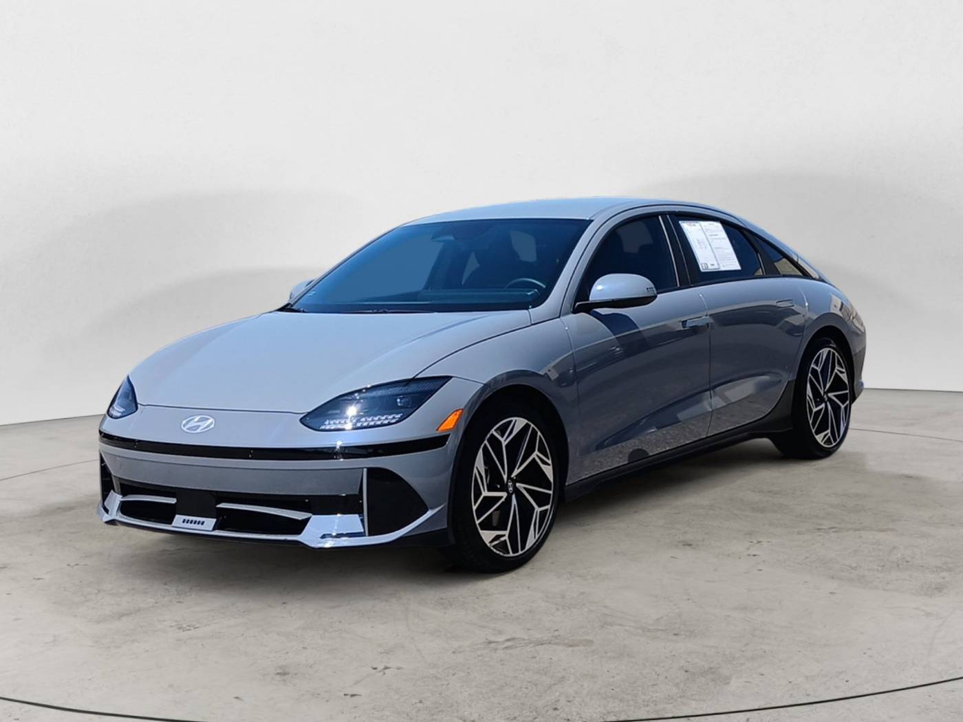 2024 Hyundai IONIQ 6 SEL — Sedan — 4,786 mi — San Antonio, TX