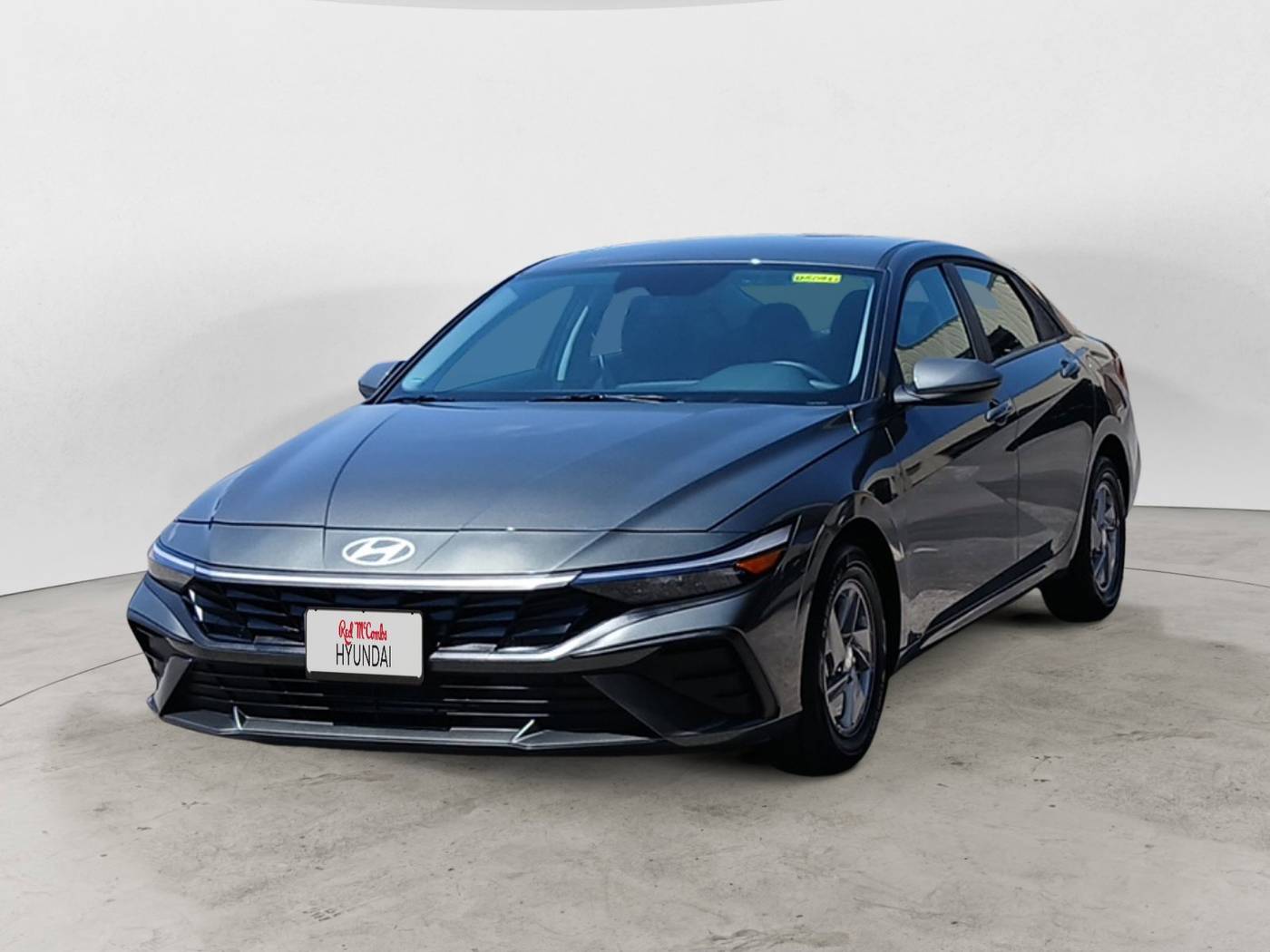 2025 Hyundai Elantra SE — Sedan — 4,487 mi — San Antonio, TX