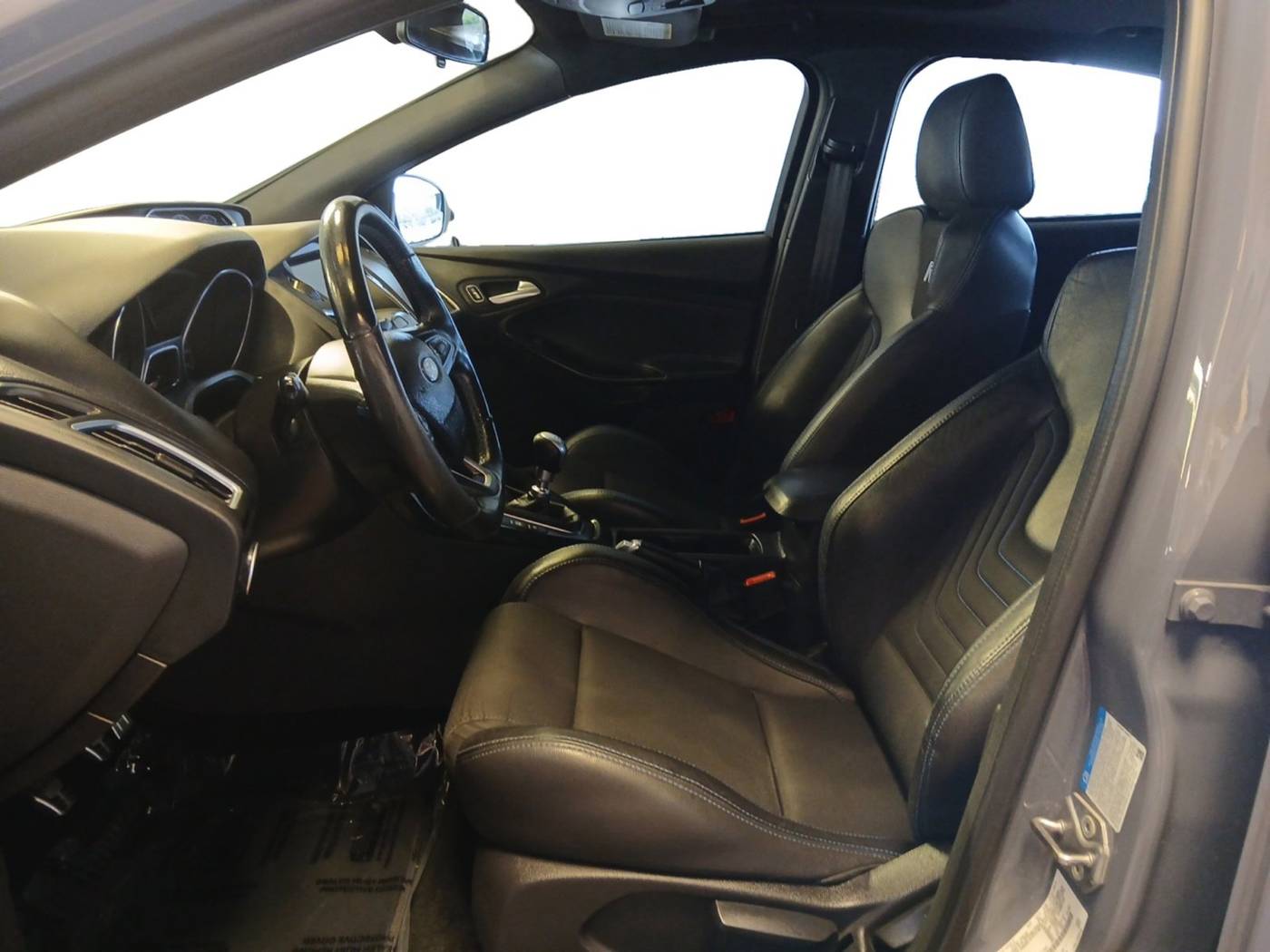 2016 Ford Focus RS — Hatchback — 141,620 mi — San Antonio, TX