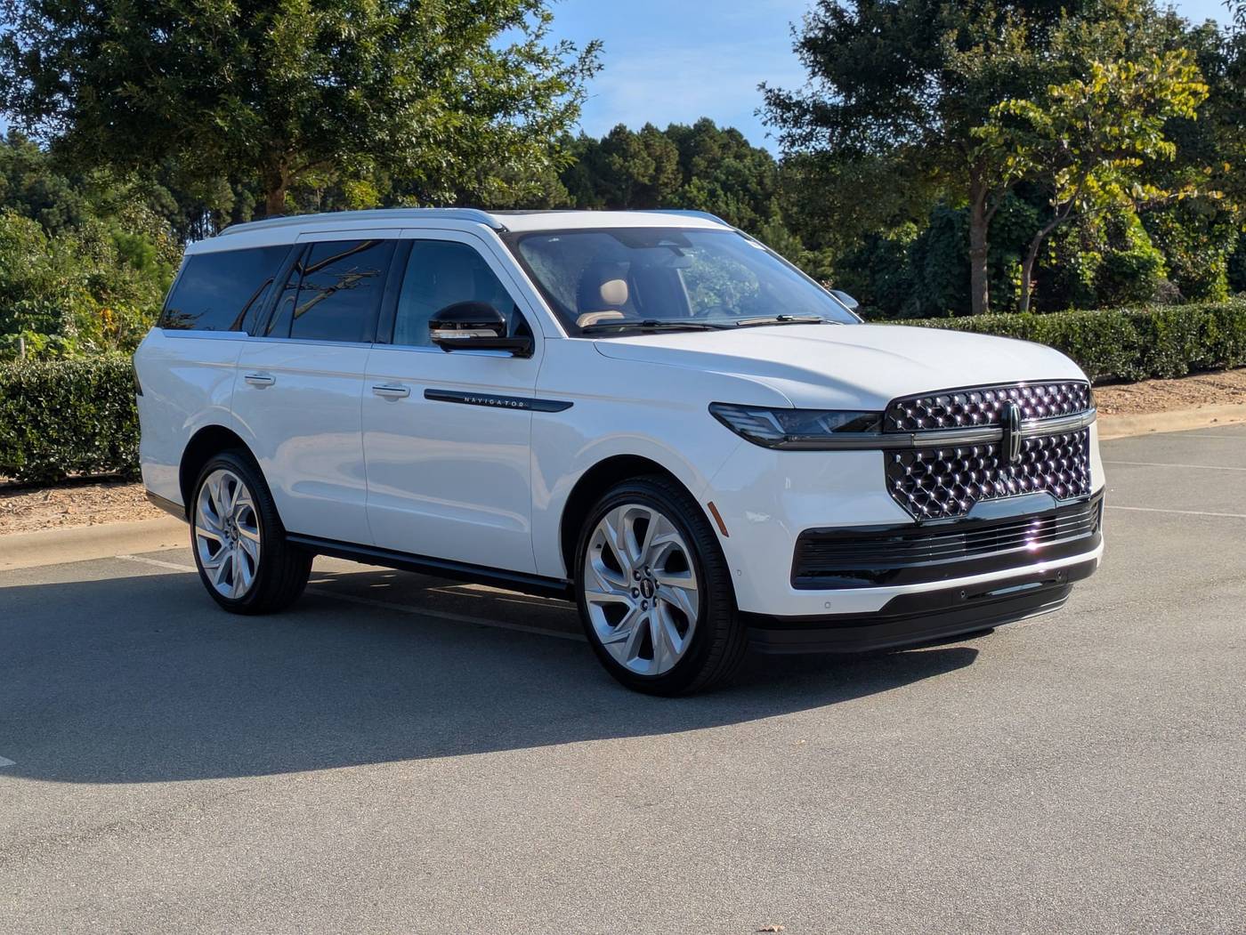 2025 Lincoln Navigator Black Label — SUV — 4,945 mi — Apex, NC