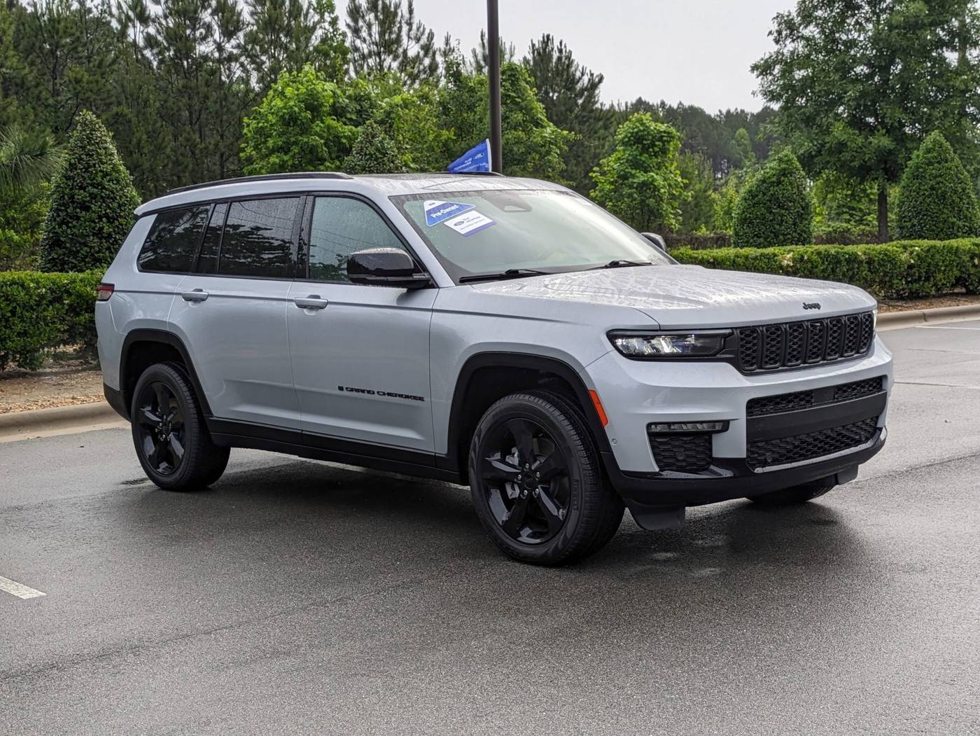 2024 Jeep Grand Cherokee Limited — SUV — 4,265 mi — Apex, NC
