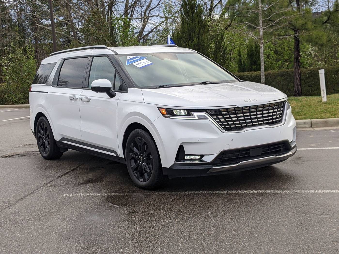 2024 Kia Carnival SX — Minivan — 27,298 mi — Apex, NC