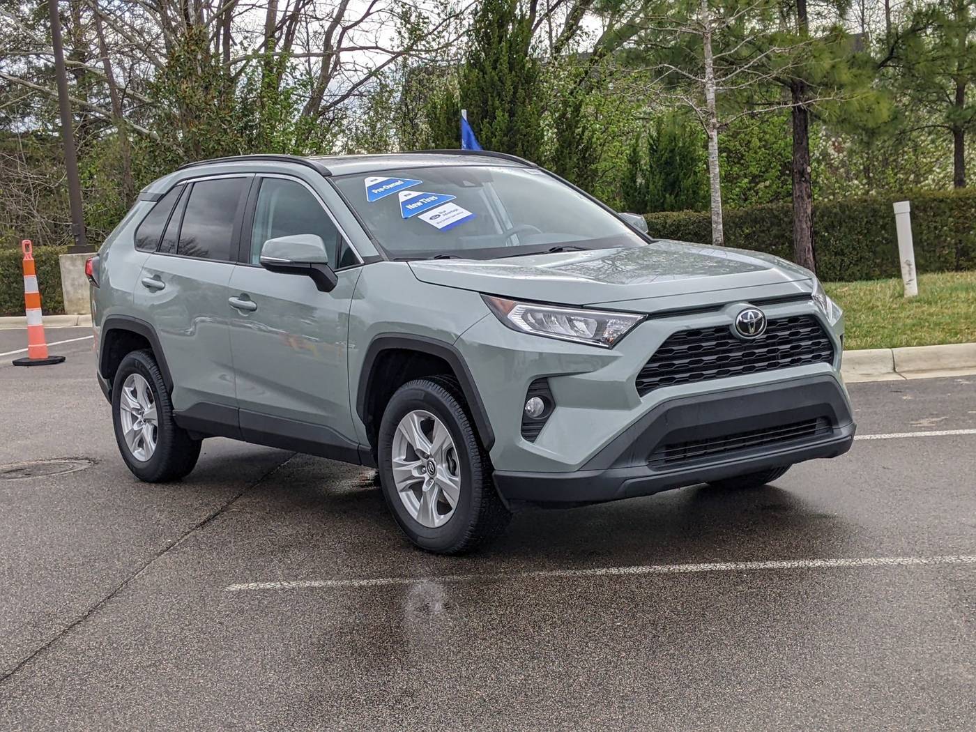 2020 Toyota RAV4 XLE — SUV — 72,620 mi — Apex, NC