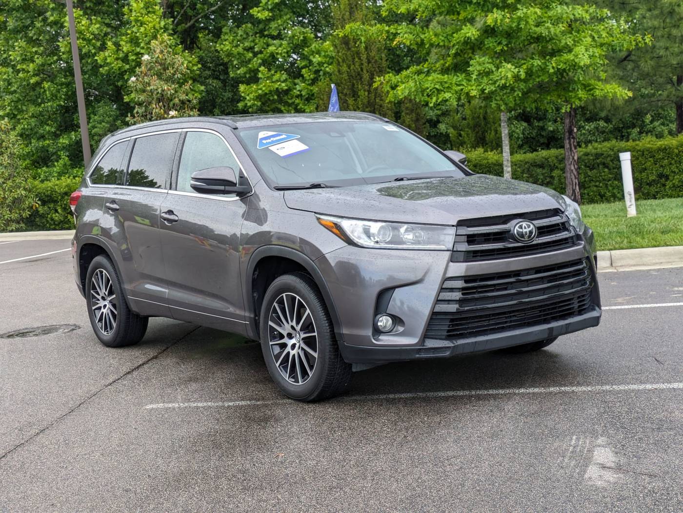 2017 Toyota Highlander XLE — SUV — 130,665 mi — Apex, NC