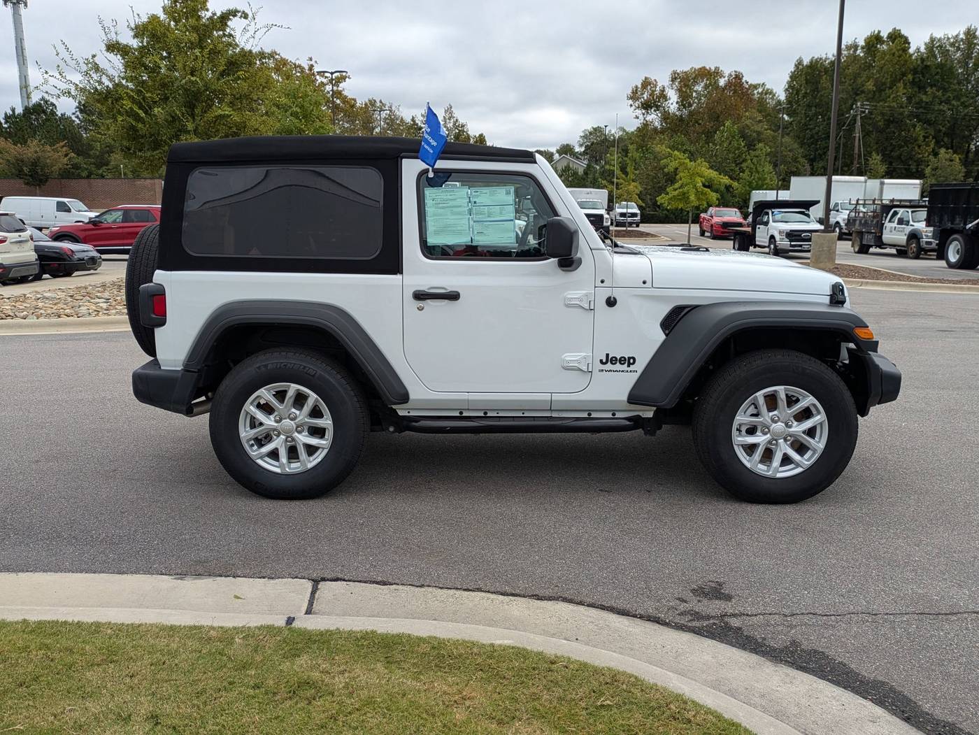 Thumbnail 3