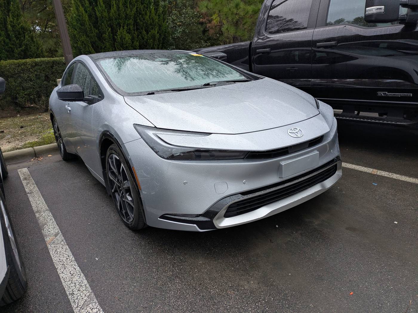 2025 Toyota Prius Plug-In Hybrid SE — Hatchback — 5,132 mi — Apex, NC