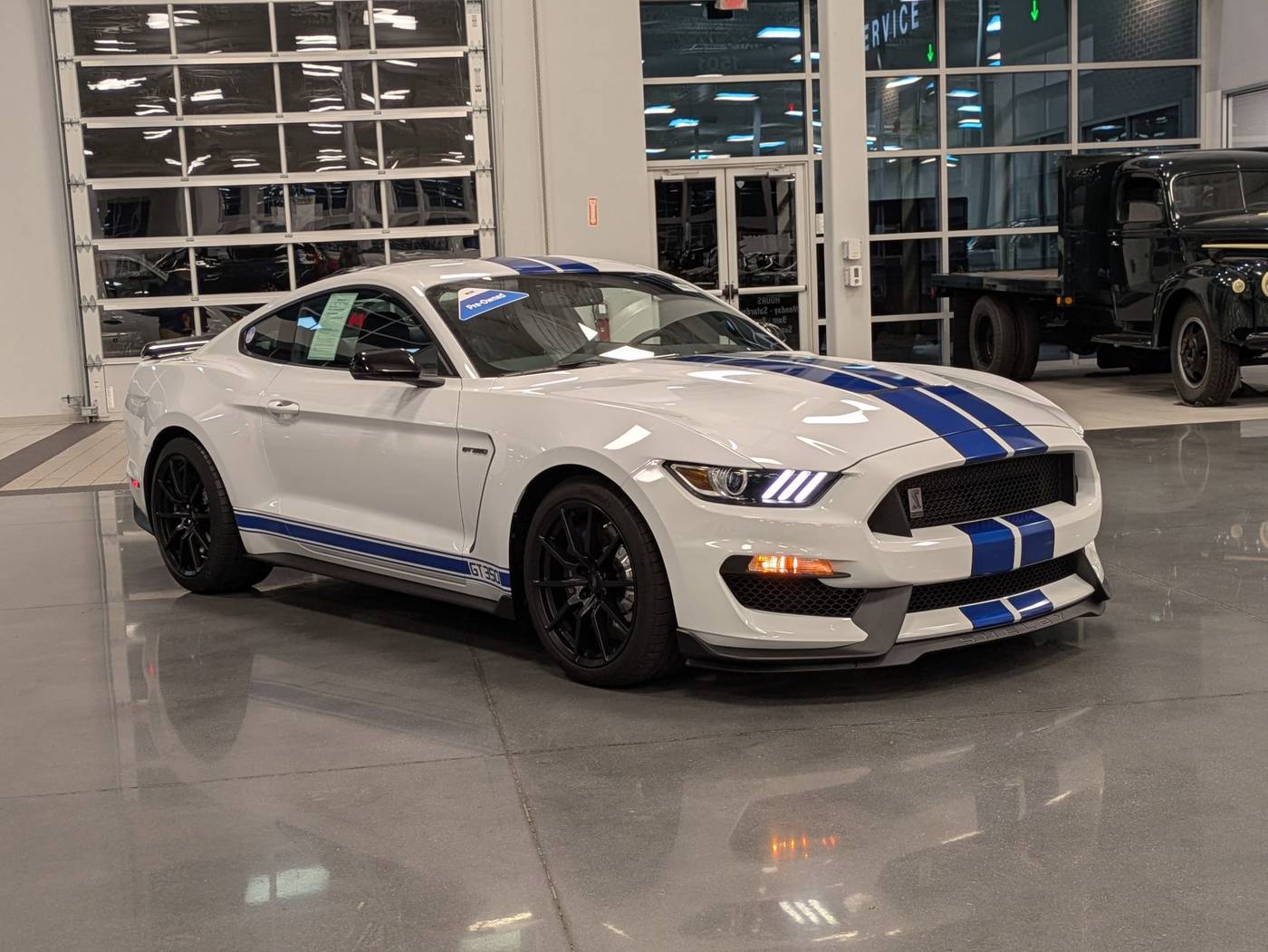 2018 Ford Mustang Shelby GT350 — Coupe — 7,609 mi — Apex, NC