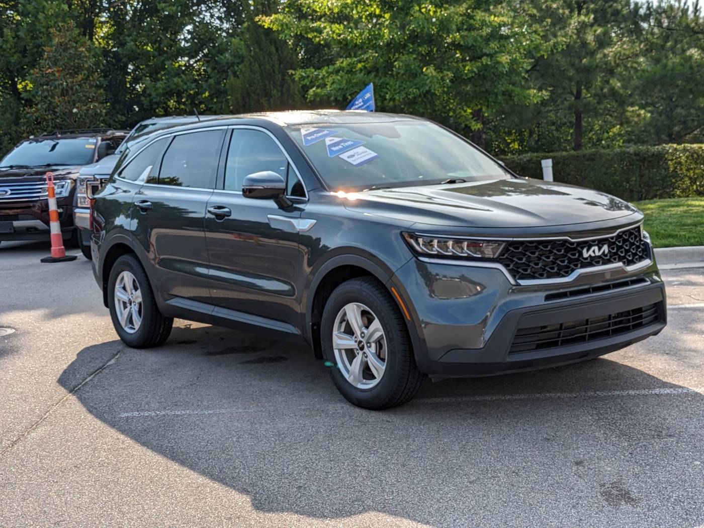 2022 Kia Sorento LX — SUV — 56,411 mi — Apex, NC
