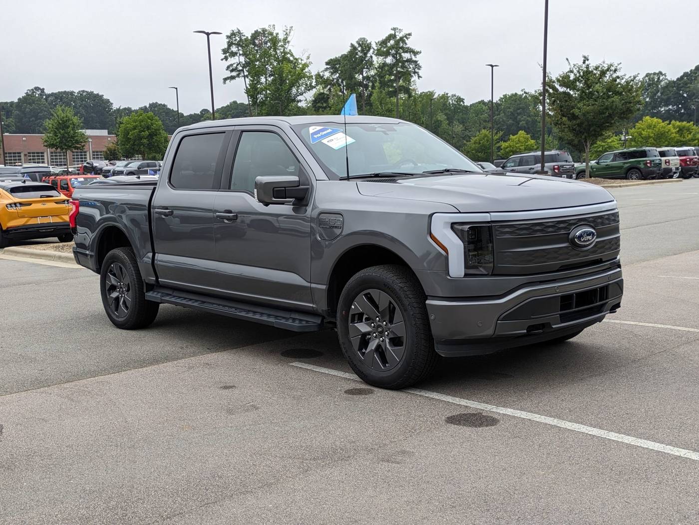 2023 Ford F-150 Lightning LARIAT — Pickup Truck — 11,103 mi — Apex, NC