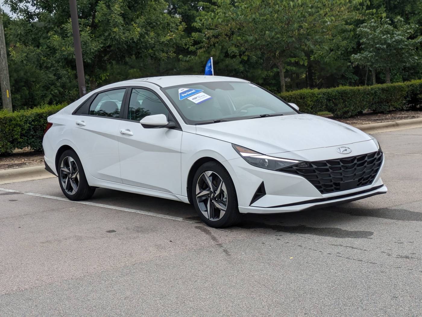 2023 Hyundai Elantra SEL — Sedan — 17,845 mi — Apex, NC