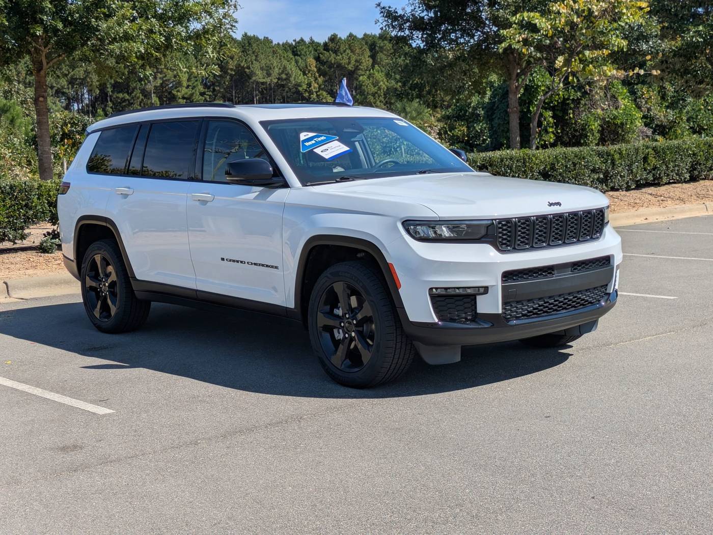 2022 Jeep Grand Cherokee Limited — SUV — 35,321 mi — Apex, NC