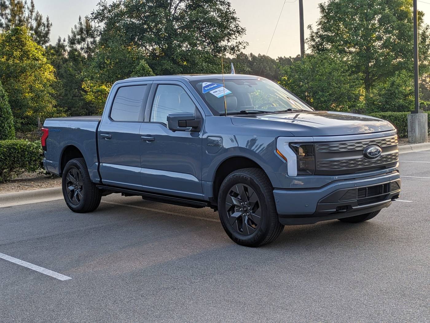 2023 Ford F-150 Lightning LARIAT — Pickup Truck — 13,555 mi — Apex, NC