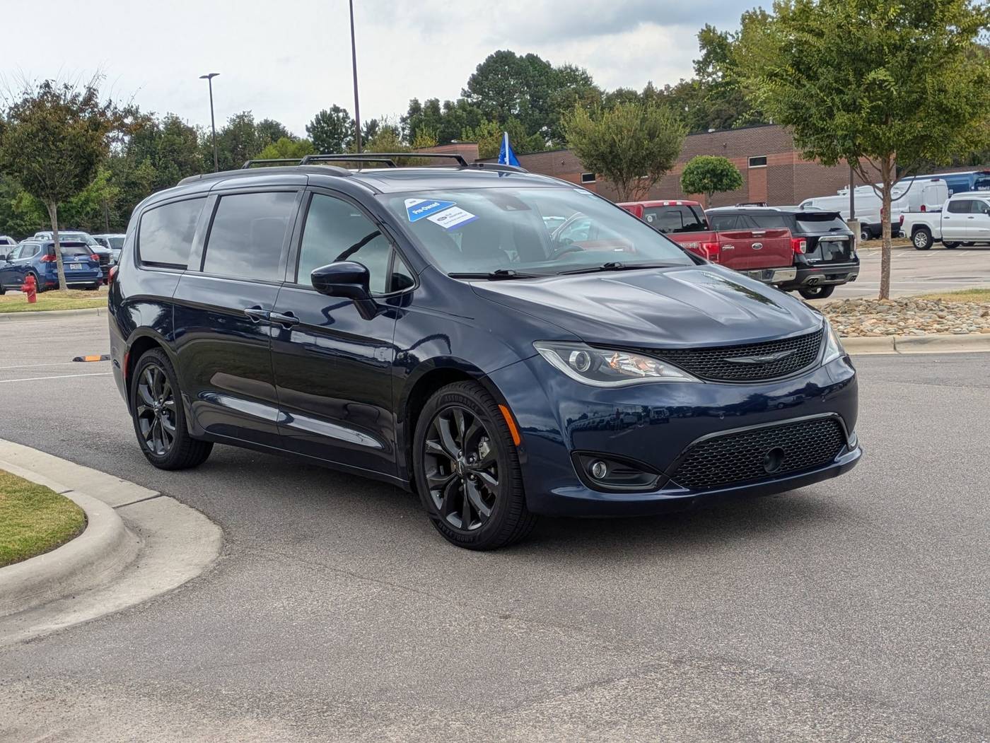 2020 Chrysler Pacifica Touring L Plus — Minivan — 69,525 mi — Apex, NC